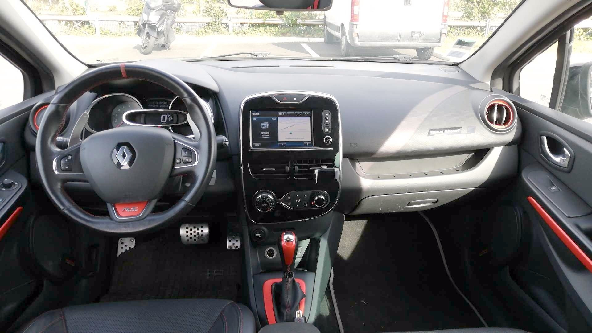 RENAULT CLIO IV d'occasion Clio IV 1.6 Turbo 200 RS EDC SAINTGENIS