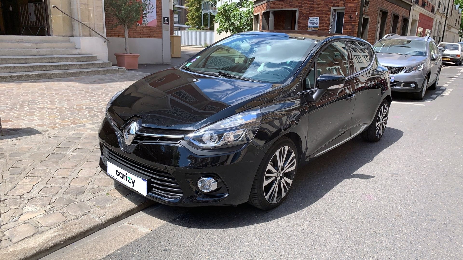 RENAULT CLIO IV d'occasion Clio TCe 120 Energy EDC Initiale Paris