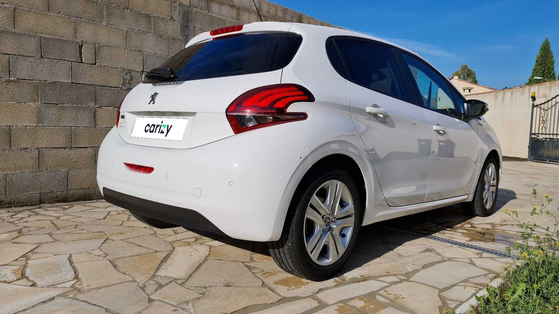 Peugeot 208 Occasion Manouvellevoiture.com PEUGEOT 208 d'occasion 208 BlueHDi 100ch S&S BVM5 Signature MANDUEL