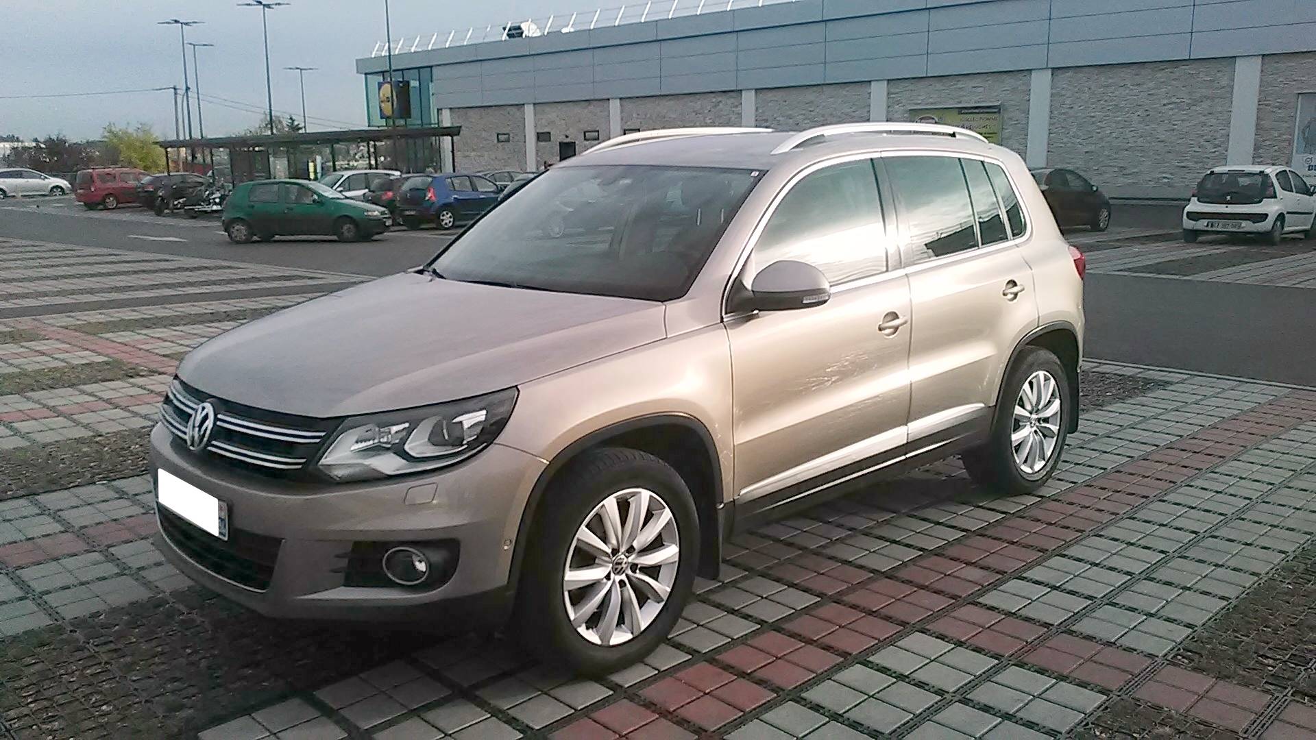 volkswagen tiguan d occasion 2 0 tdi 140 bluemotion sport volkswagen tiguan d occasion 2 0 tdi 140 bluemotion sport