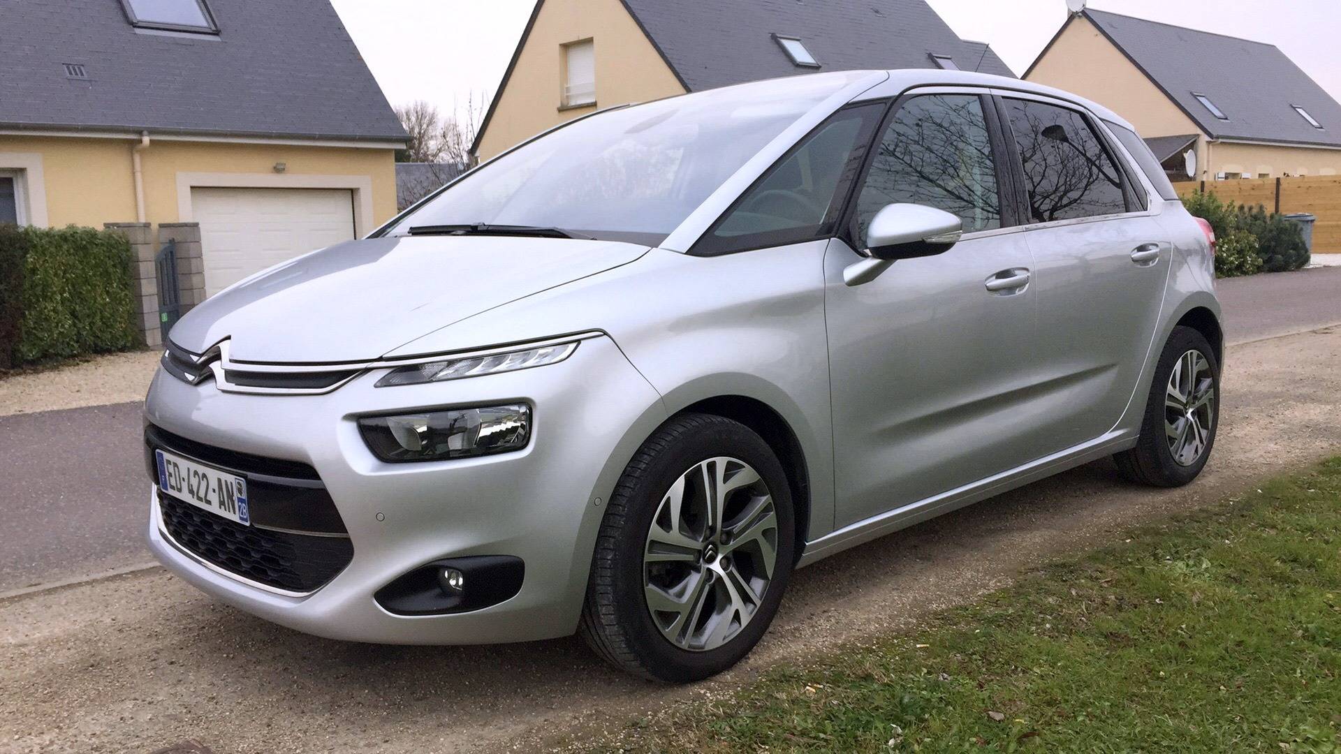 citroen c4 picasso d occasion 2 0 bluehdi 150 intensive citroen c4 picasso d occasion 2 0 bluehdi 150 intensive