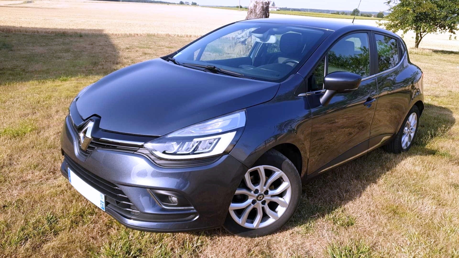 RENAULT CLIO d'occasion 1.5 DCI 110 ENERGY INTENS NEUVYLEROI CARIZY