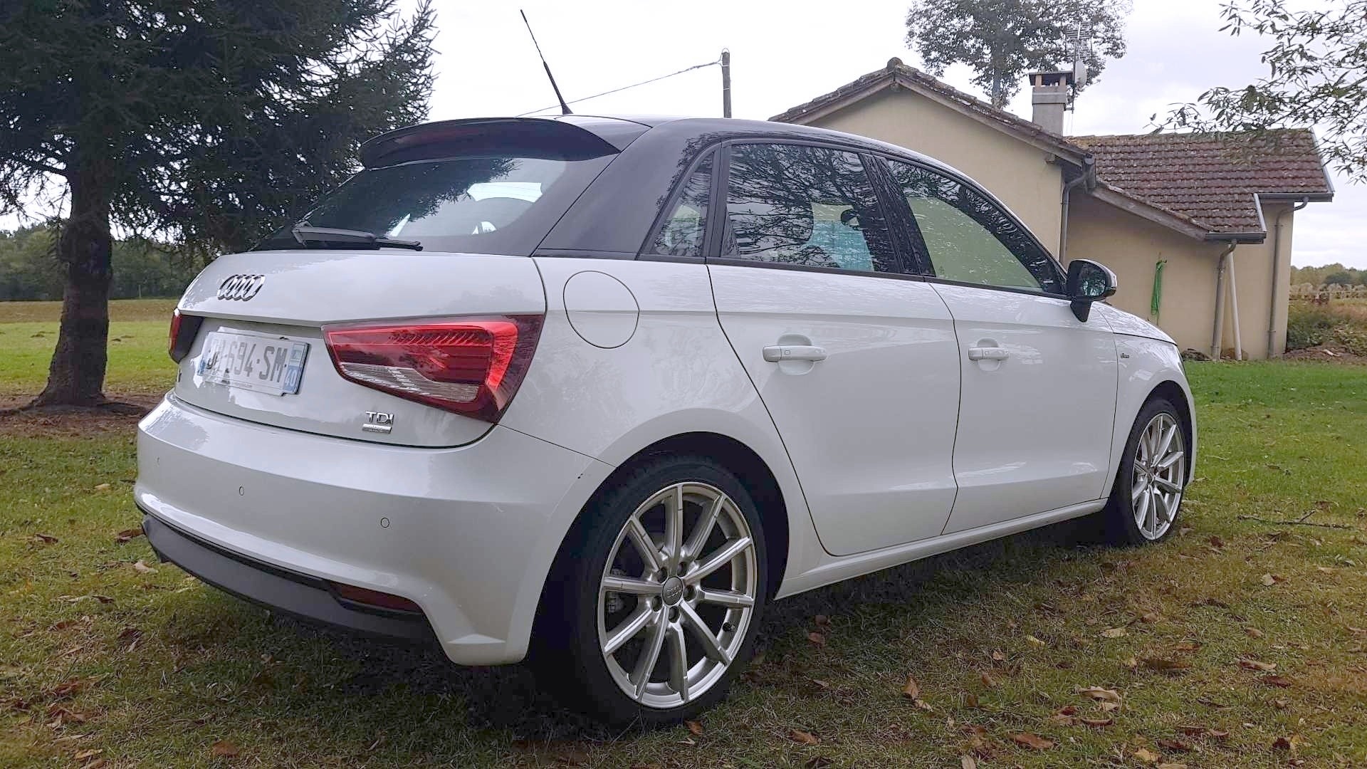AUDI A1 SPORTBACK d'occasion A1 Sportback 1.4 TDI 90 ultra S line MONT